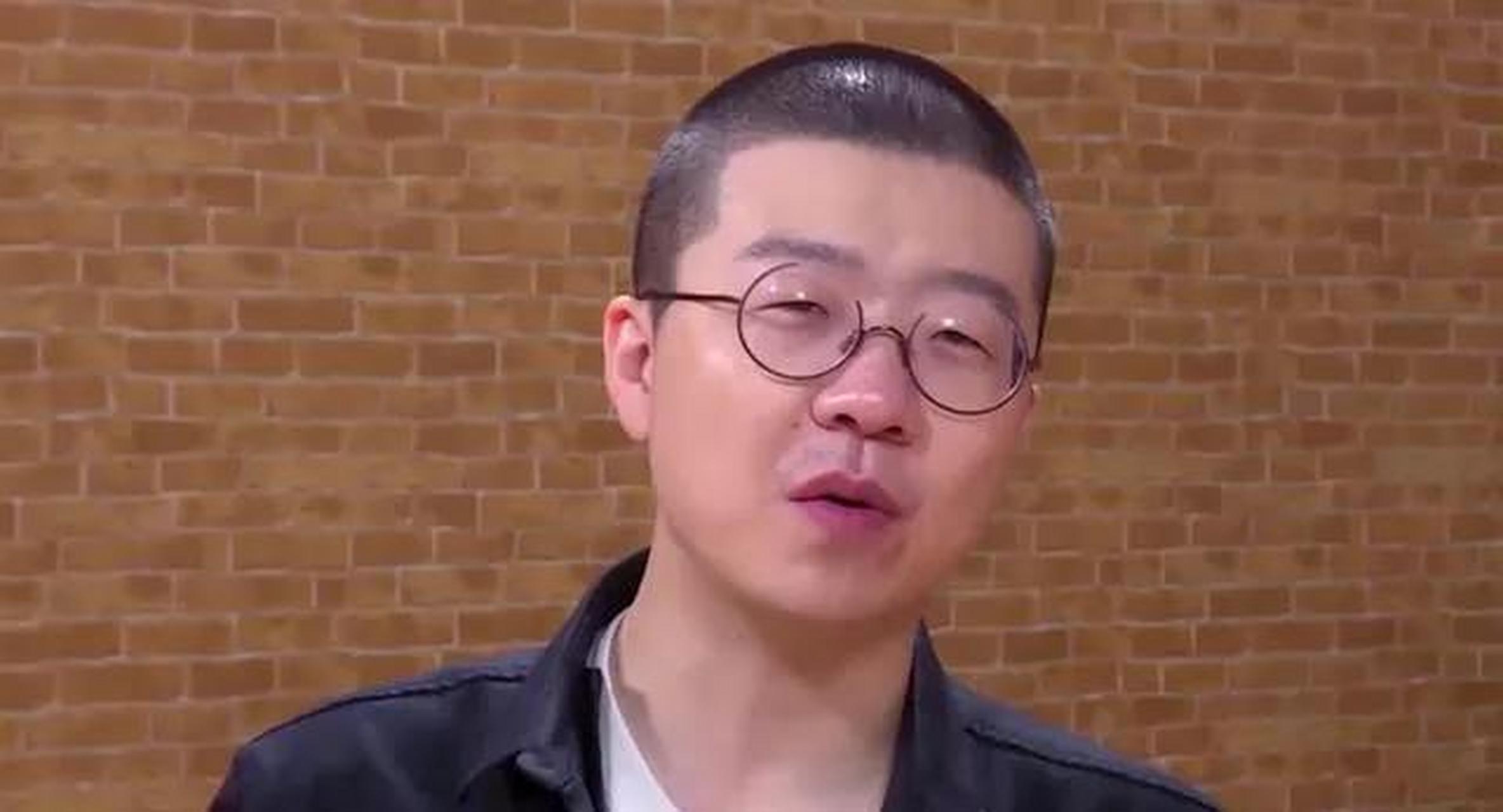 house凭借一己之力,将整个脱口秀行业推到风口浪尖,现在几乎全网都