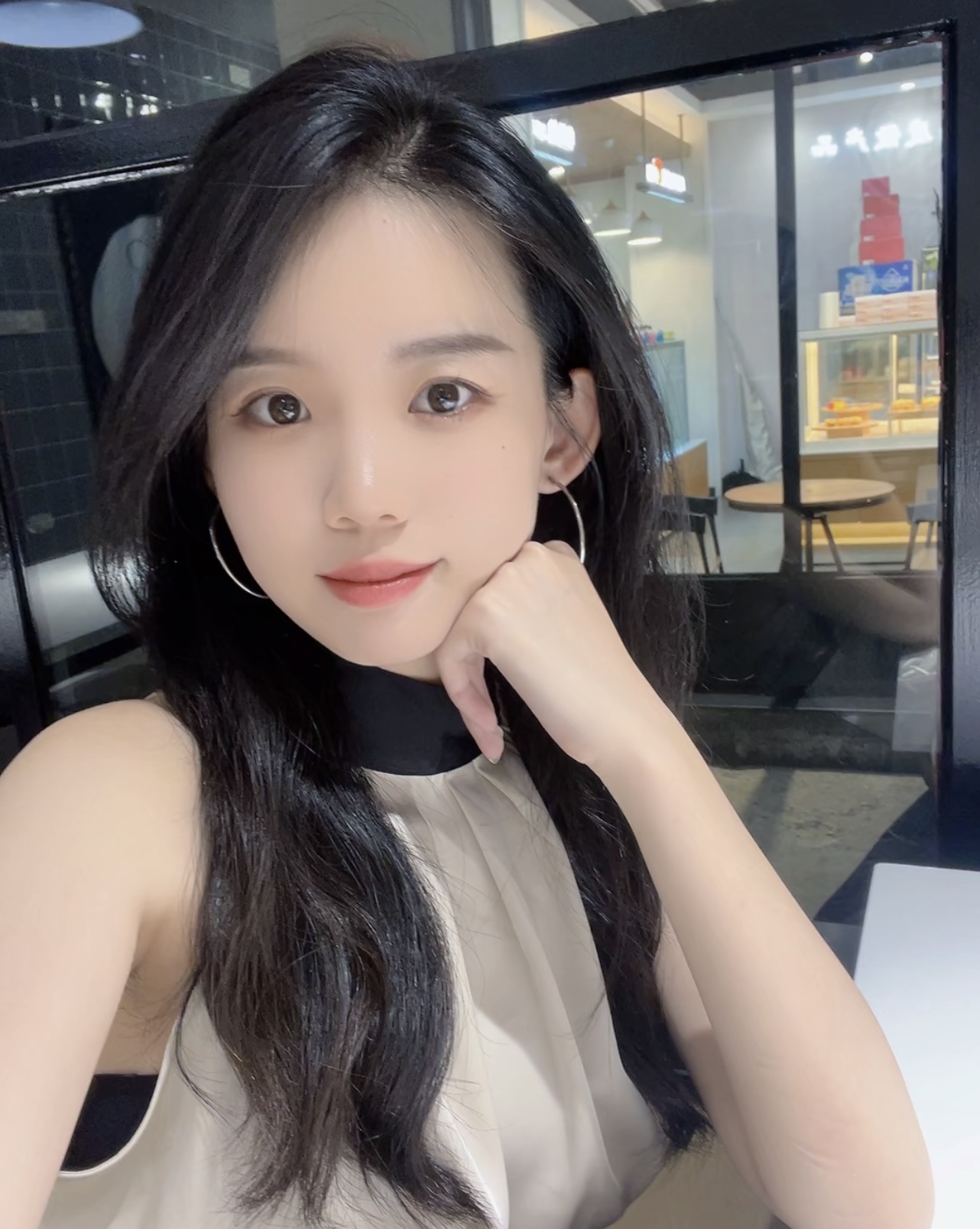 单身的小姐姐一枚!