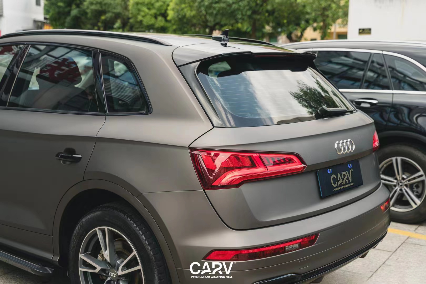 奥迪q5卡孚改色膜超亚陨石灰1304,大气低调