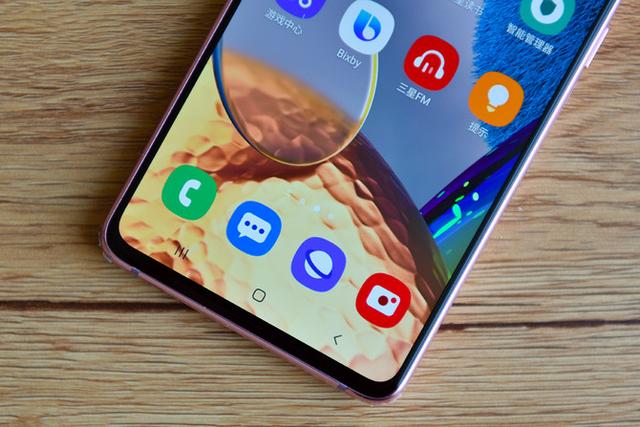 5g中端市场的诚意之作 三星galaxy a51评测