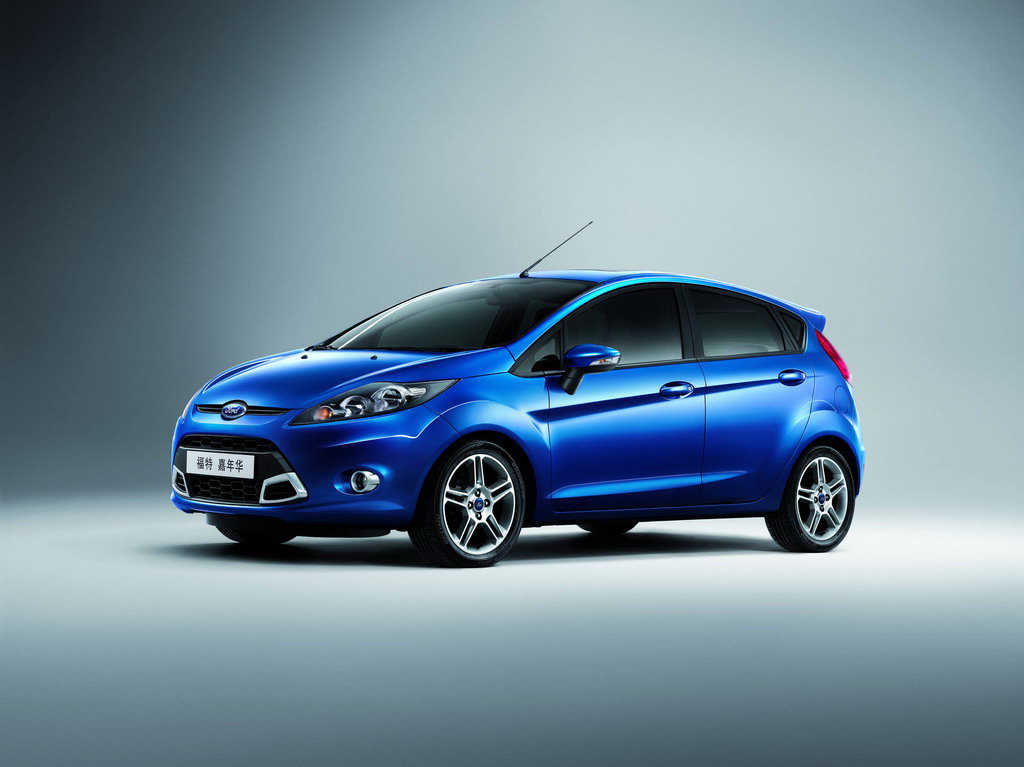 福特嘉年华2010款链条发动机请问正时气门可调吗