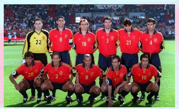 2000年欧洲杯:不为人知的经典对决与传奇阵容