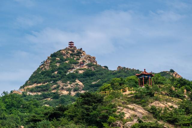 朝阳莲花山图片