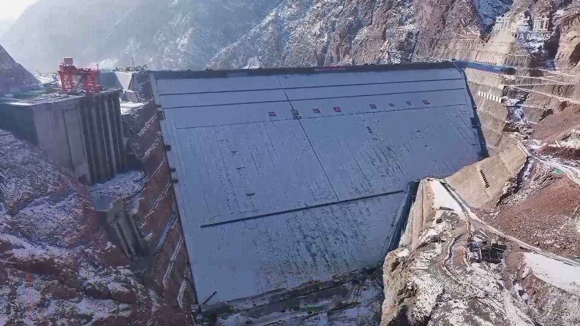 新华全媒 丨世界最高混凝土面板砂砾石坝