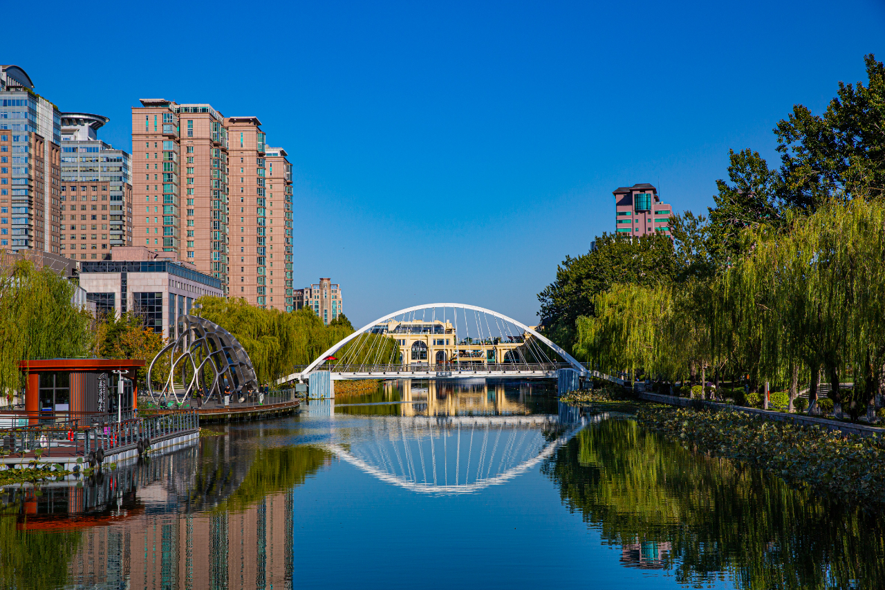 一桥一名一景一故事 北京亮马河24桥修葺一新