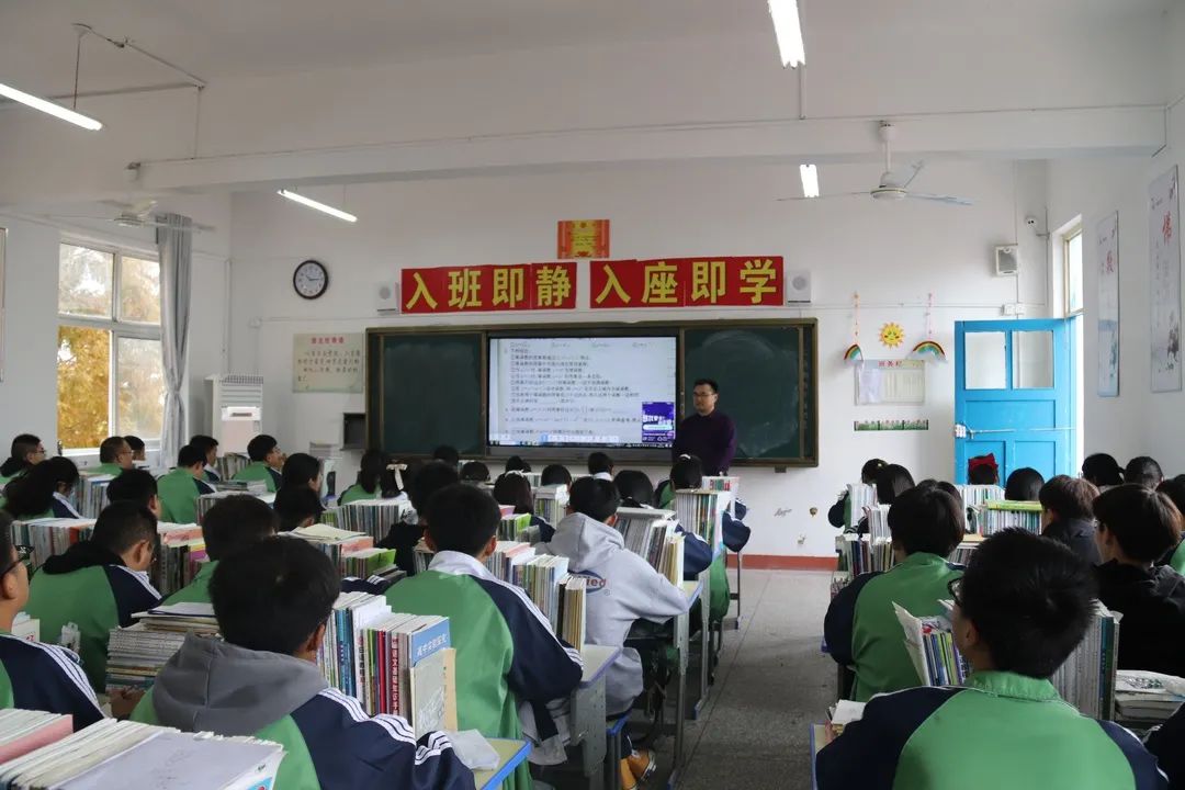 市教育局对八义集高中教学工作进行专项视导