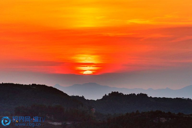 骄阳似火图片天空图片