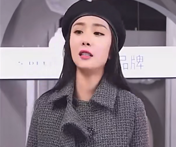 多个电商ai换脸"杨幂 迪丽热巴"卖货