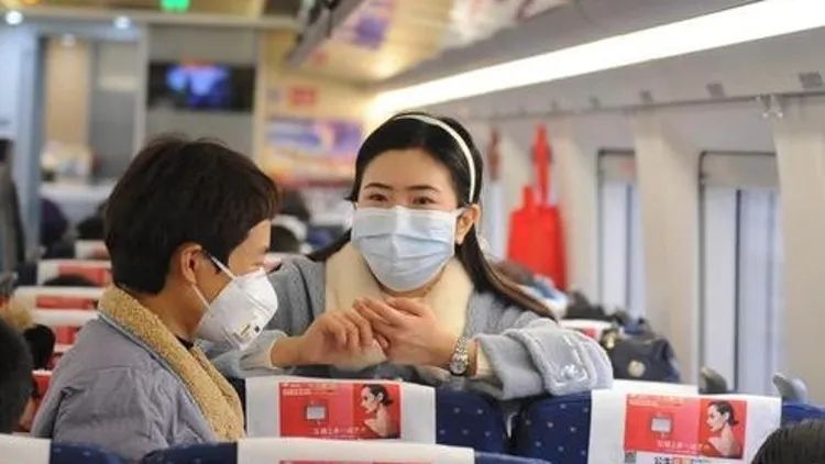坐飞机要不要戴口罩?戴哪款?详细指引来了