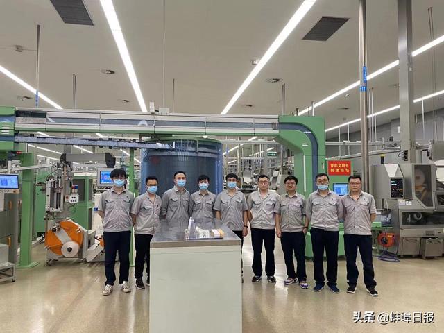 蚌埠卷烟厂高速卷包机组喜获蚌埠市"青年文明号"称号