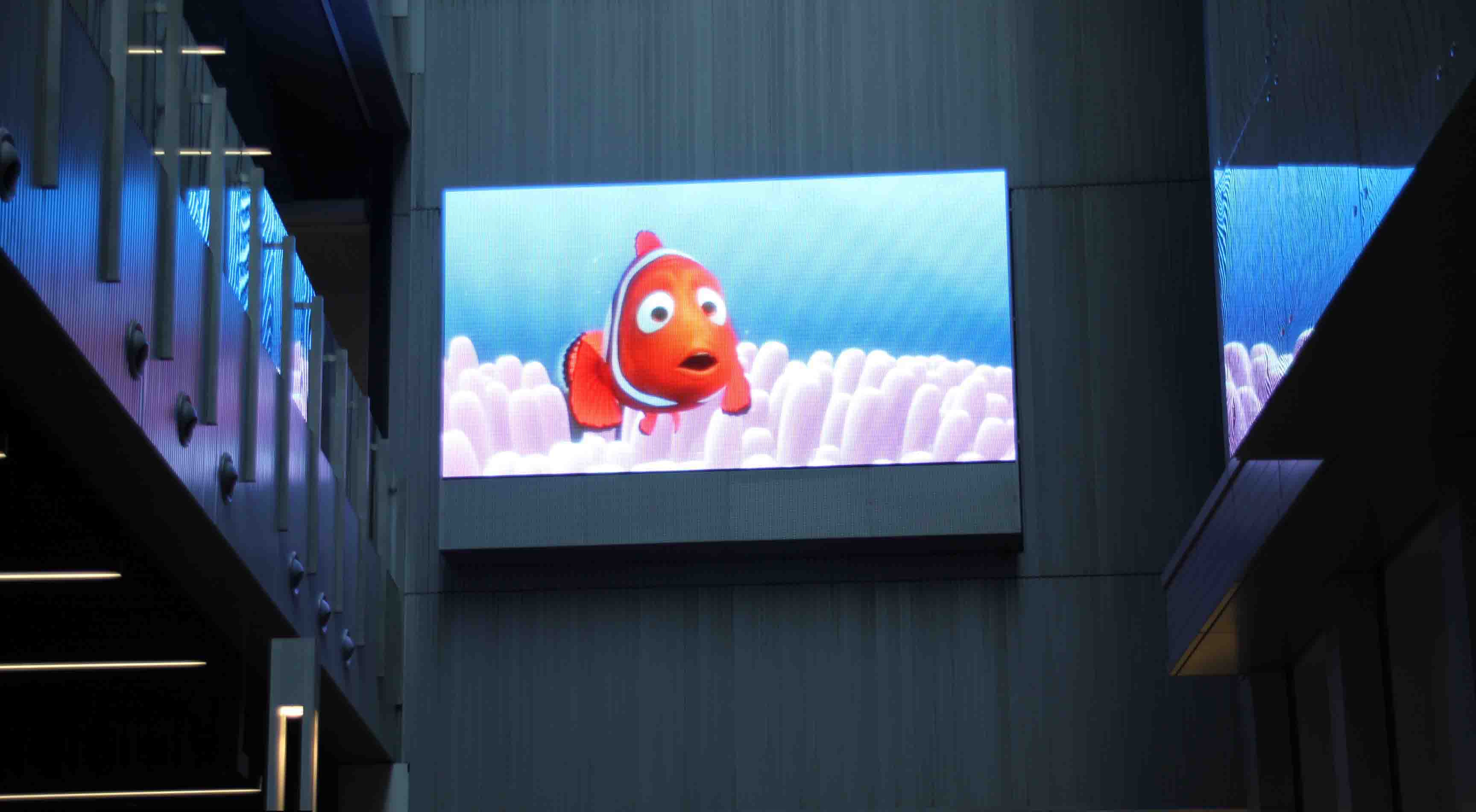 led显示屏购物中心应用