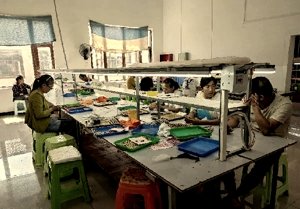 毕节易地扶贫搬迁安置点的幸福就业新篇章