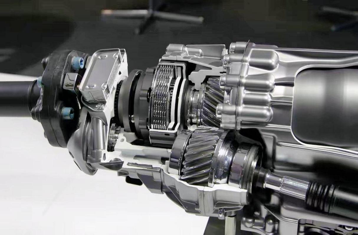 托森式差速器,托森式差速器与多片离合器哪个好 托森式差速器,托森式差速器与多片离合器哪个好