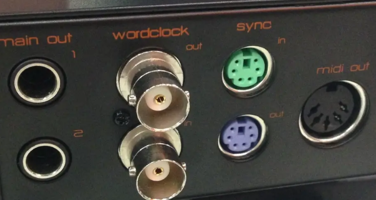 audio out是什么接口