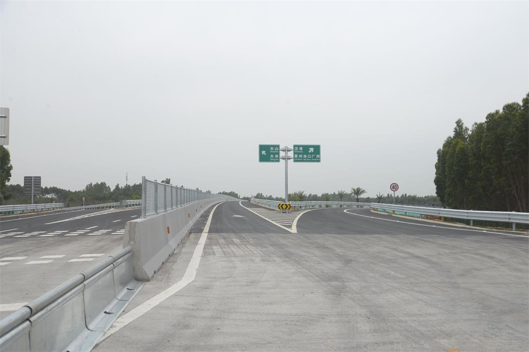 东雷高速即将通车!记者"抢鲜"体验