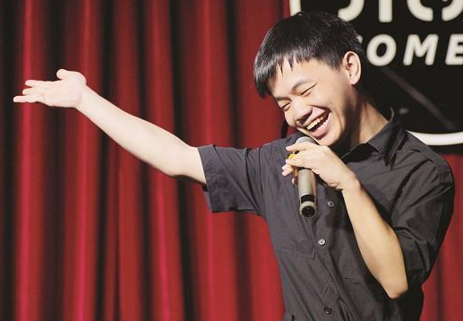 厦门小佳登上《脱口秀大会》