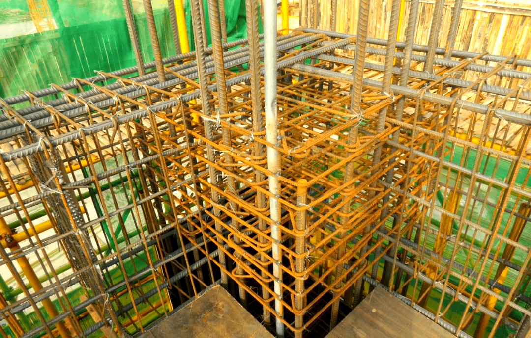 钢筋混凝土梁柱节点施工难题与解决方案