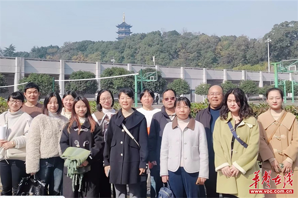 学他人之长 促自身发展 安乡五中赴常德市第二中学观摩学习