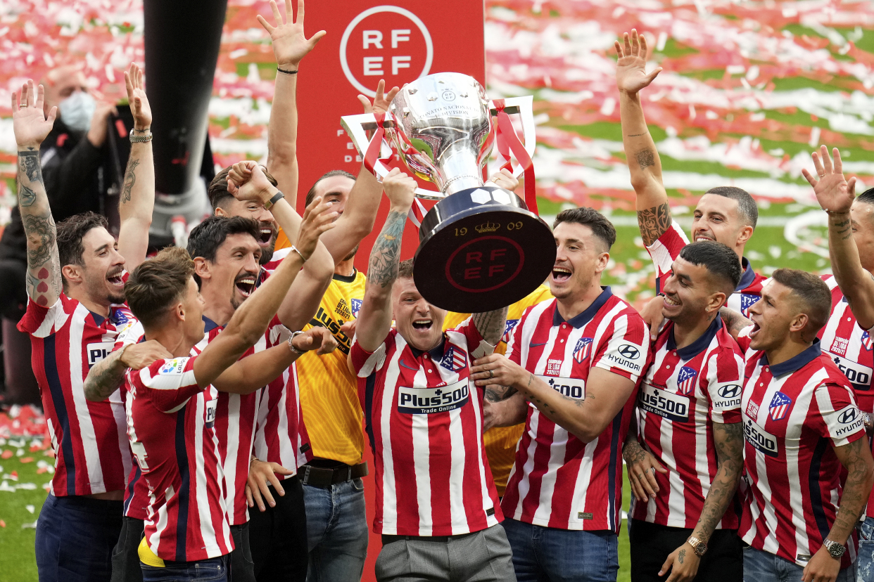 (3)足球——西甲:马竞庆祝夺冠