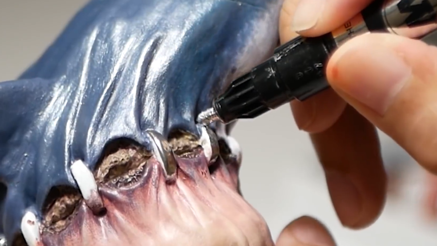 油管大神从0打造疯狂鲨鱼人模型,我的手应该不是手