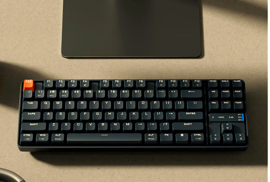 小米新款机械键盘mk 71 pro:199元起,rgb灯效与迷你屏幕带来全新体验