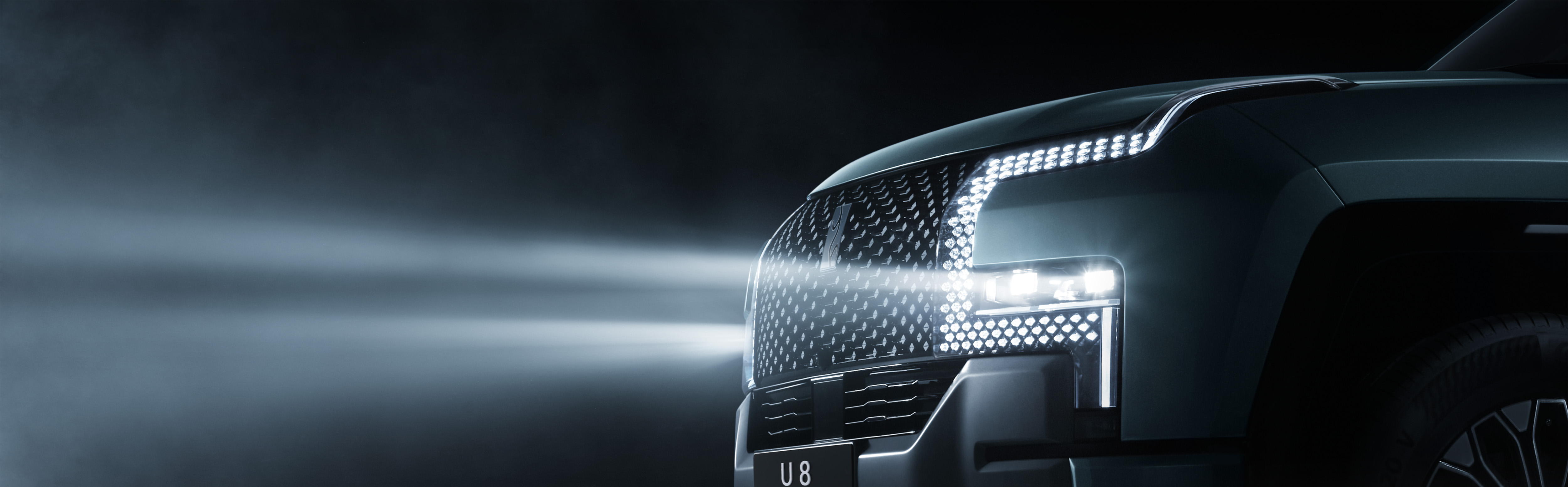 比亚迪自主高端品牌仰望u8开启预售,预售价109.8万