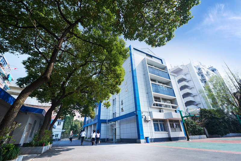 上海虹口区有哪些国际学校?学费多少?