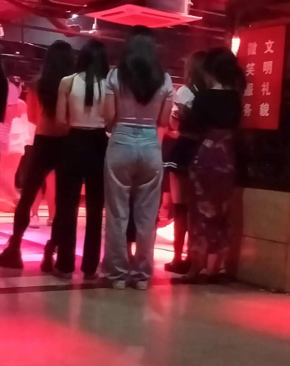 金岗舞厅重庆的天花板!