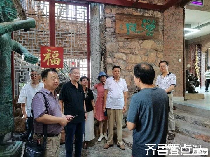 诗|作家相聚,走进汉方艺术馆