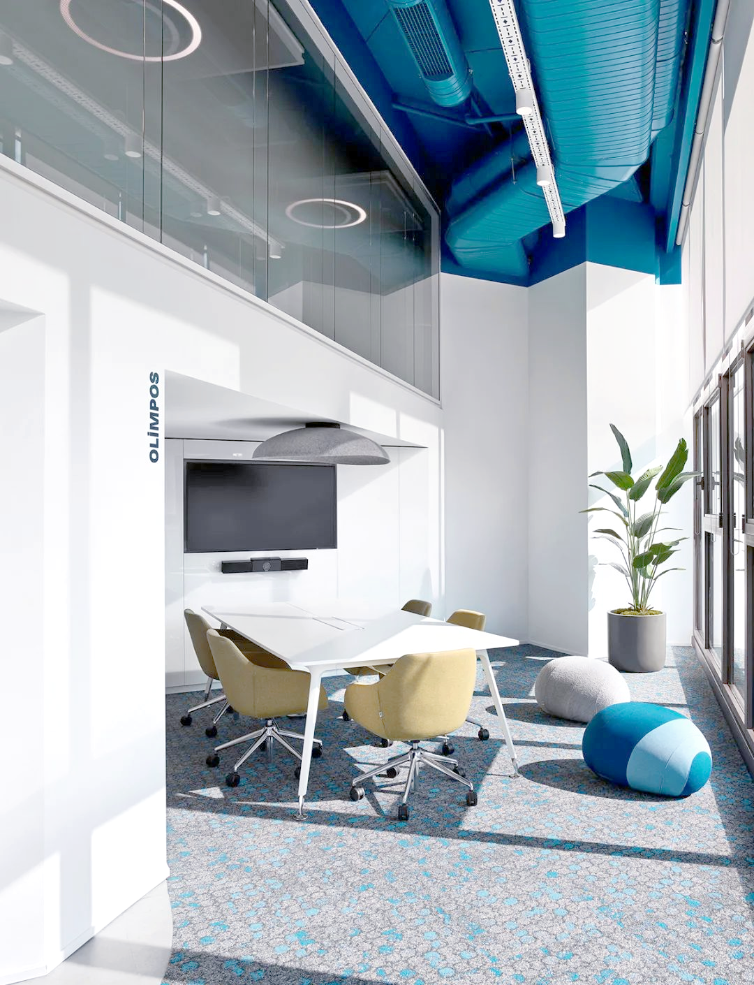 科技公司amadeus在土耳其的办公空间:时尚多元的混合工作新体验