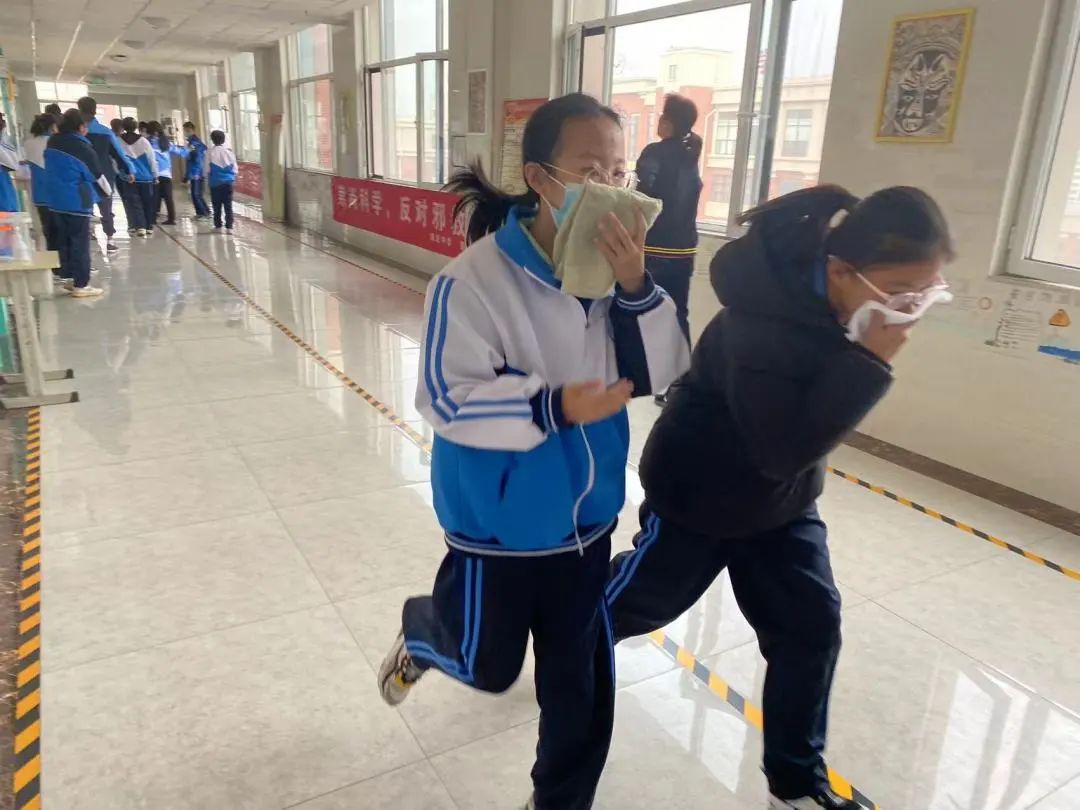 潍城区南关中学丨消防记于心,安全伴我行