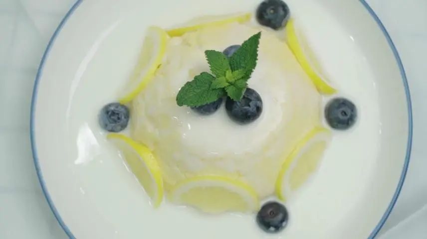 美食厨房丨蓝莓酸奶发糕