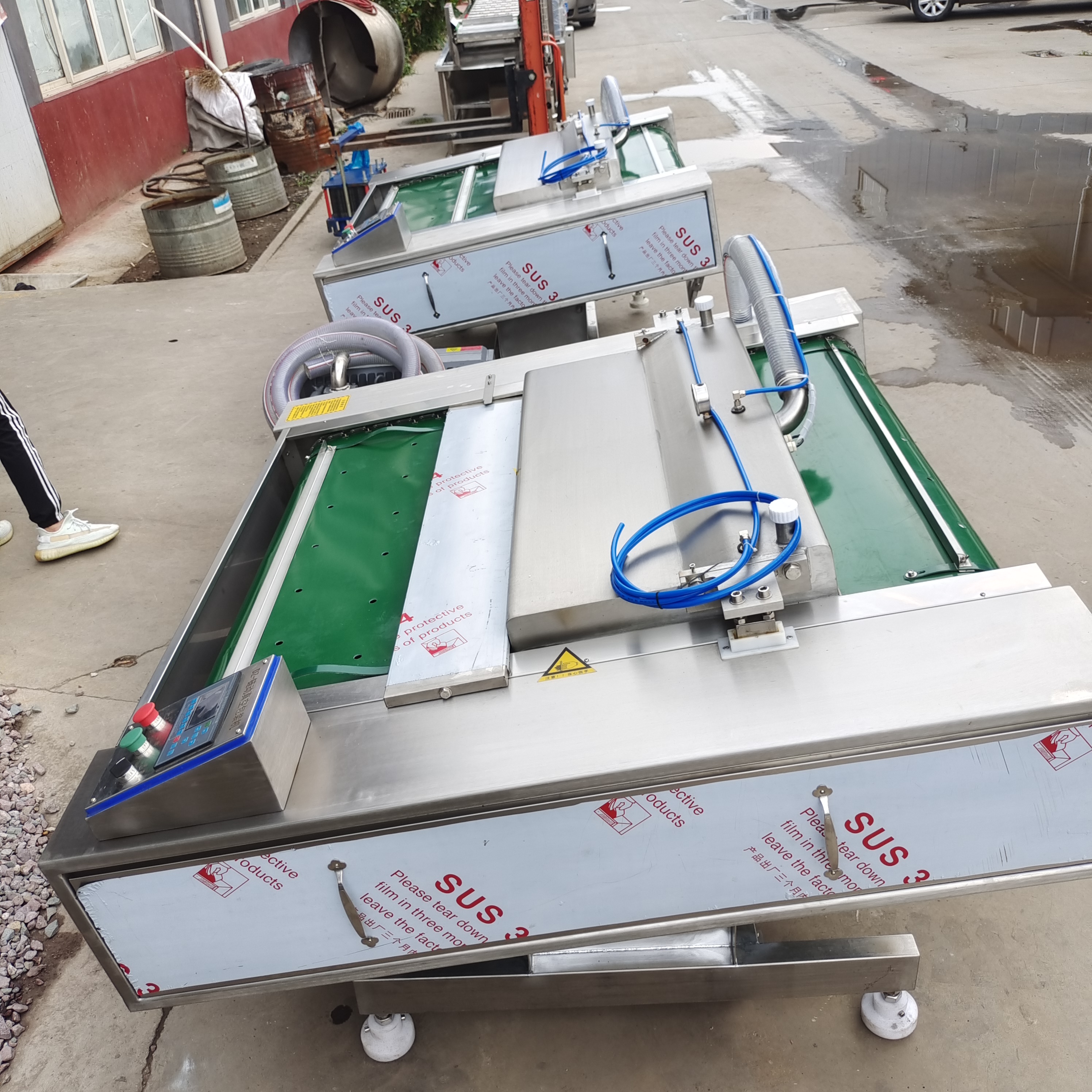 滚动式真空包装机 预制菜连续式真空保鲜封口设备