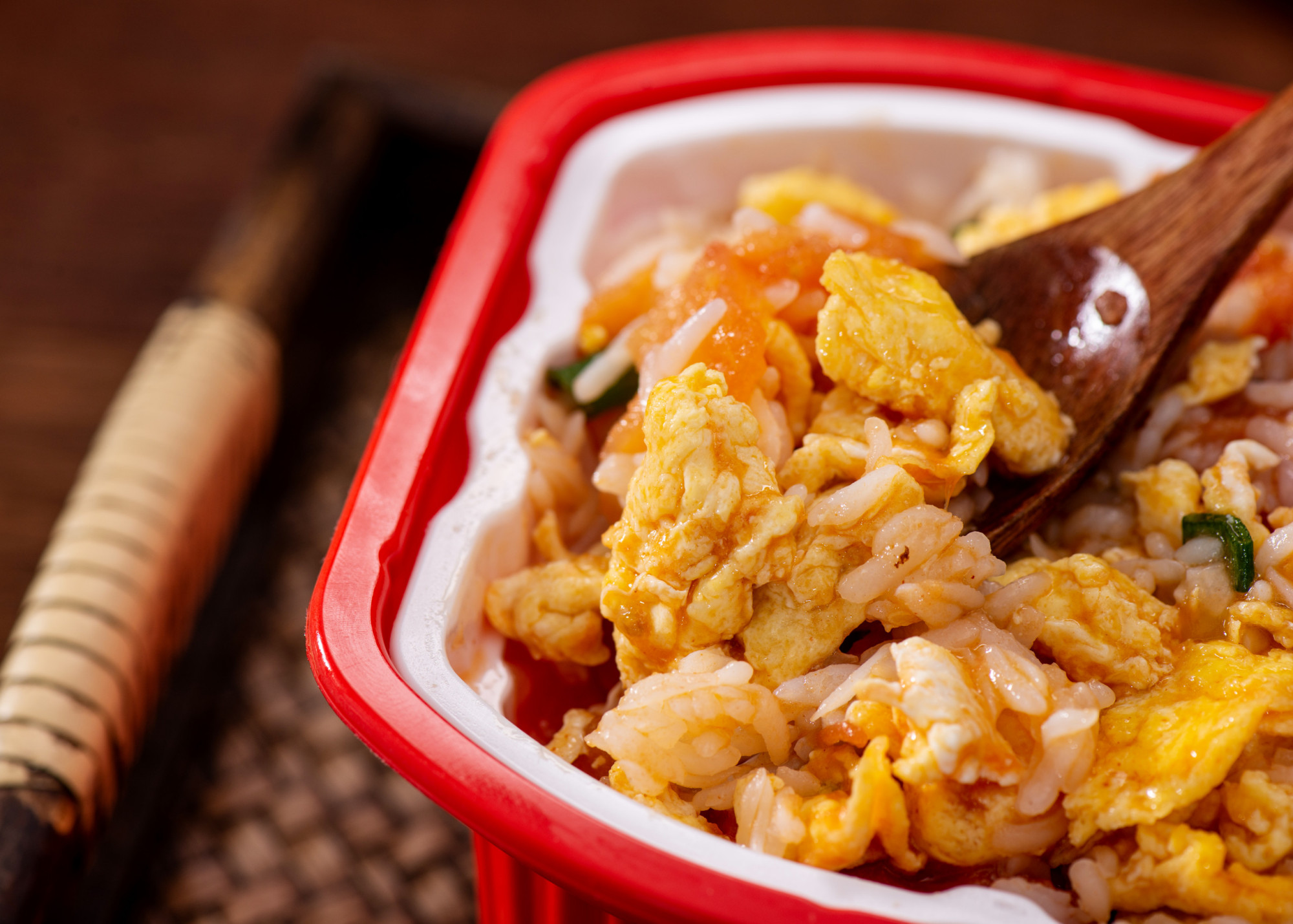 自热食品"乱象"