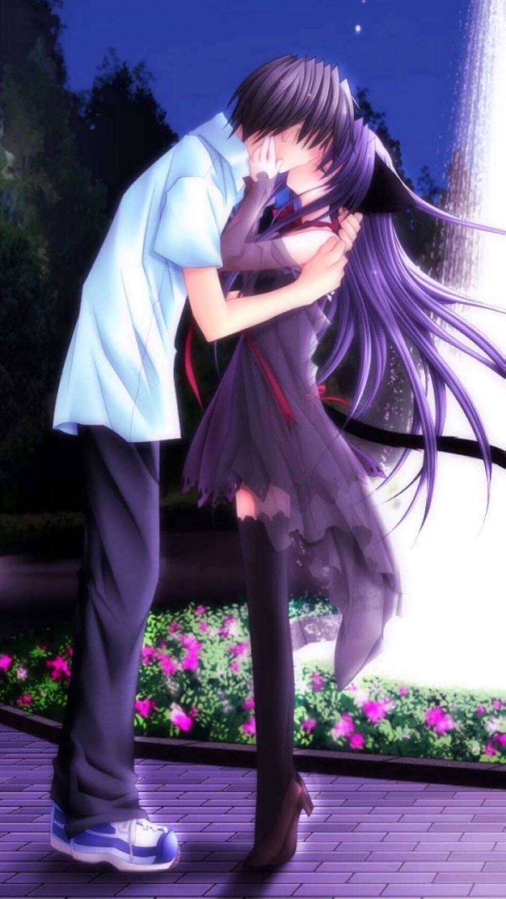 《撕心烈爱:周少请克制》再温顺的小白兔,也总有咬人的一天