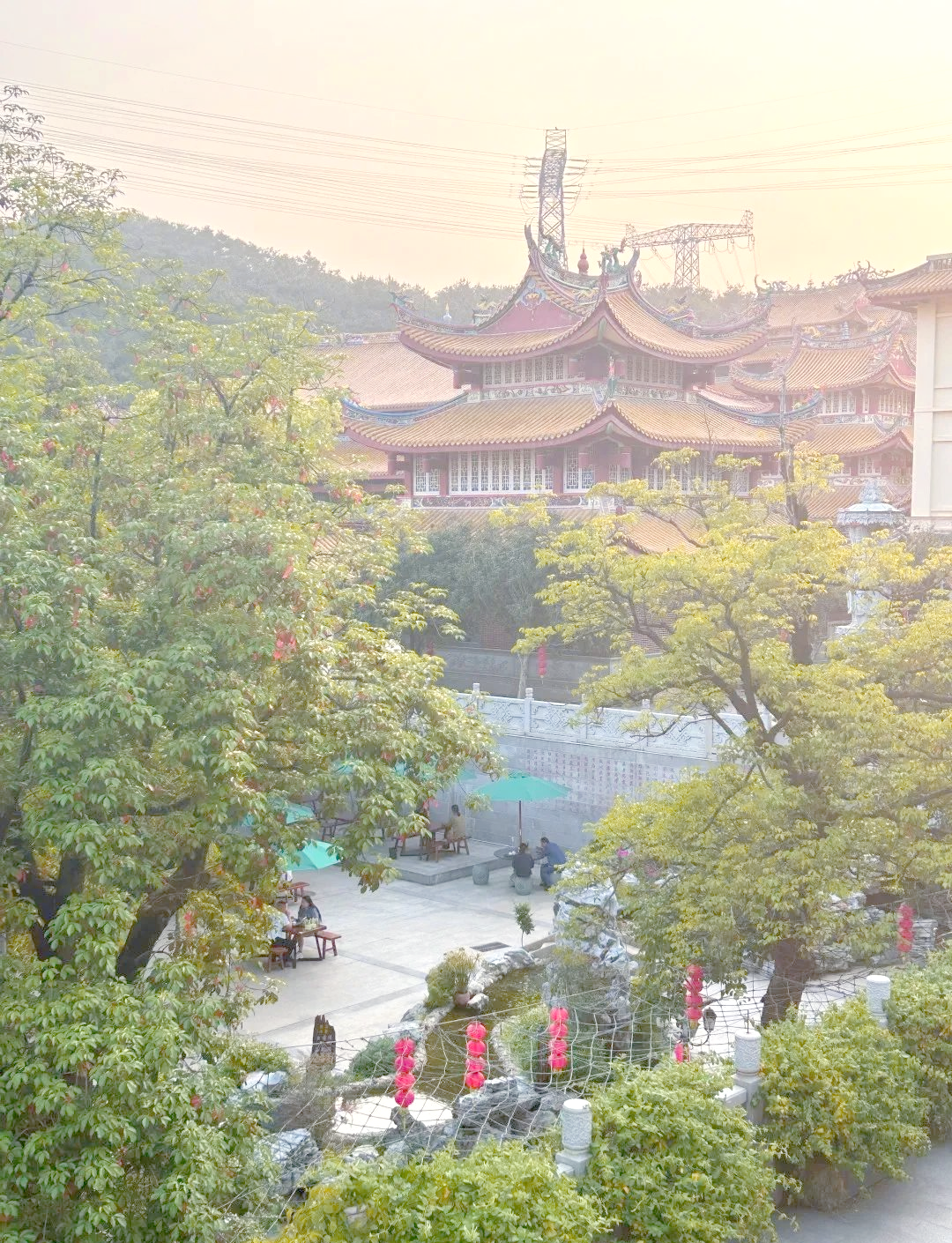 探索仙岳山:厦门香火旺盛与风景优美的完美结合