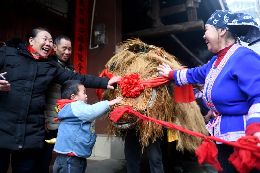 氛围感拉满!广西各地进入花式过年模式