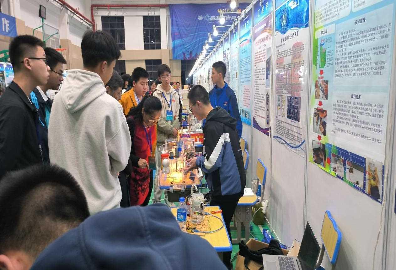 南县一中2项作品荣获省青少年科技创新大赛一等奖