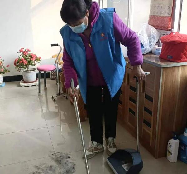 社会敬老|张海娥:用爱心温暖农村老人的邻里互助员