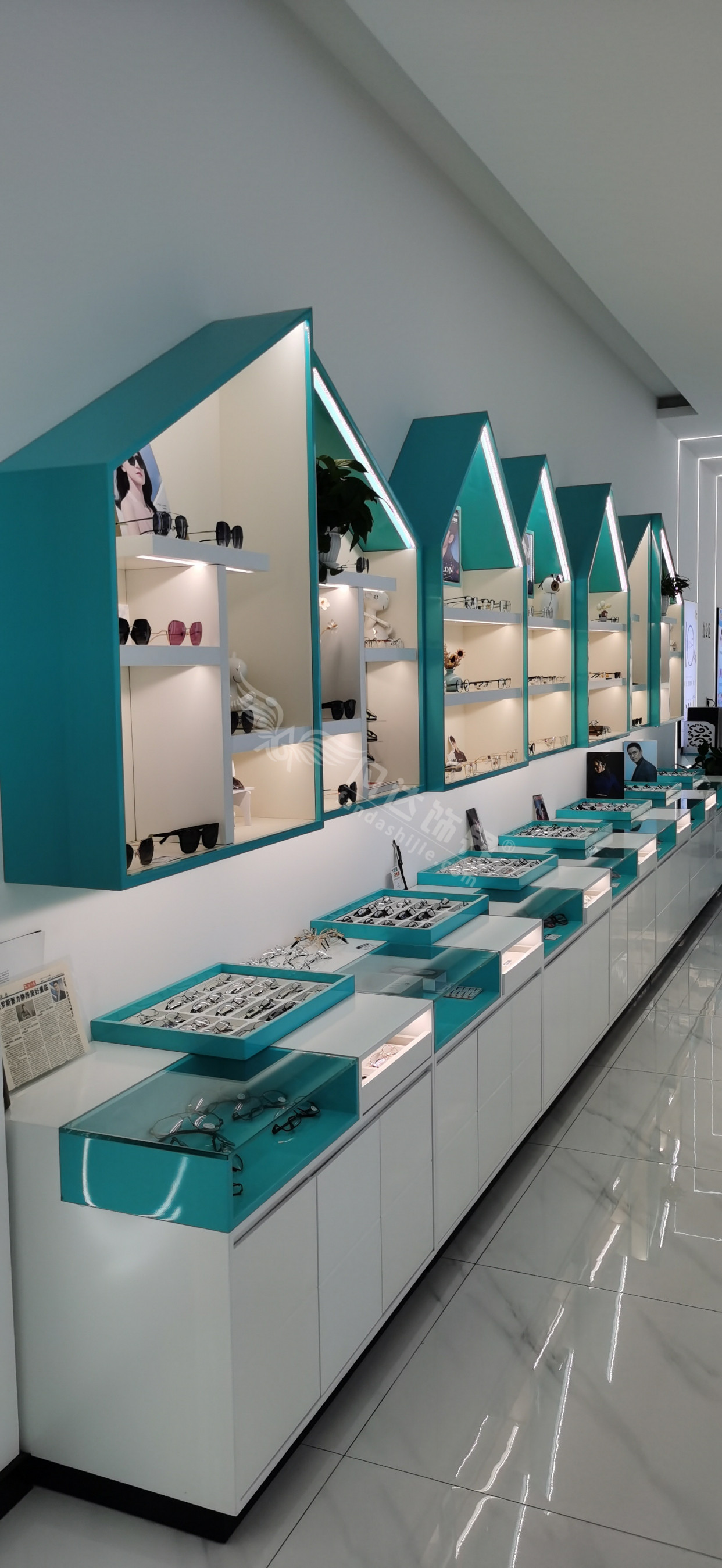 眼镜柜台在安装时候忙记住这三点