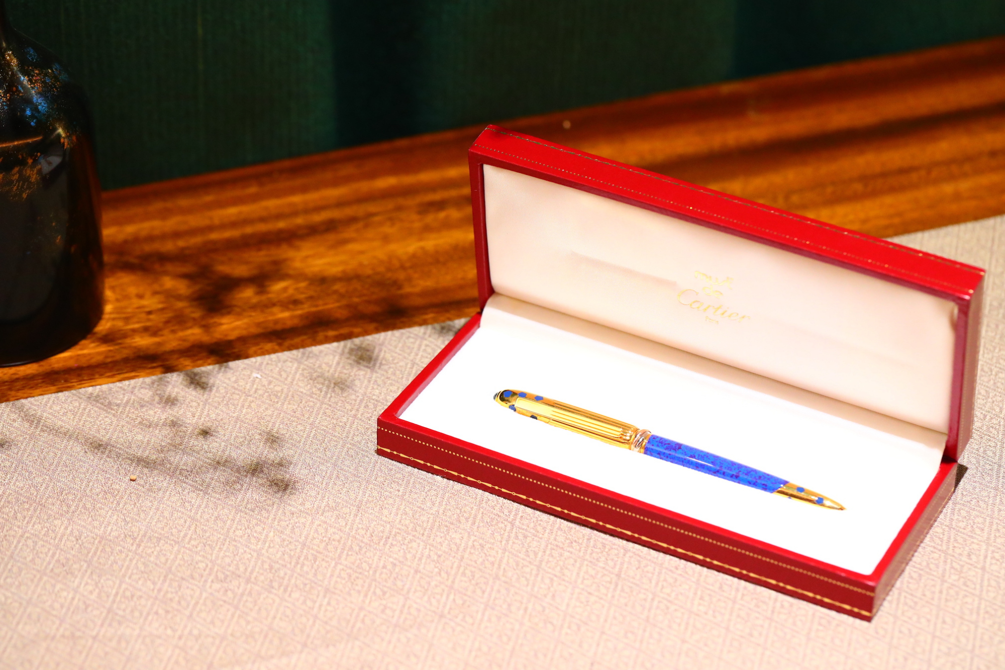 cartier卡地亚蓝色漆面猎豹系列圆珠笔