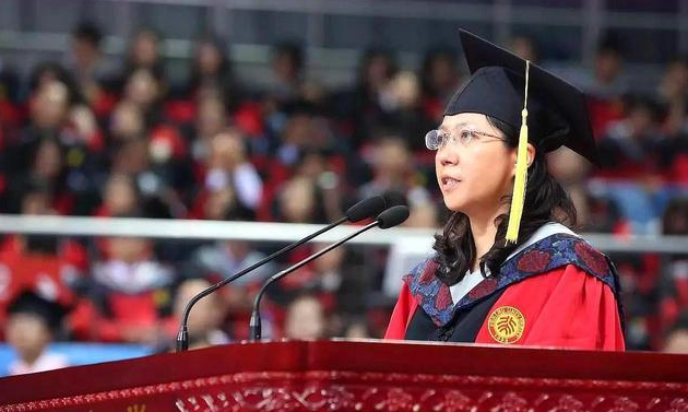 她是中科院院士,"985"唯一女校长,如今是中央候补委员