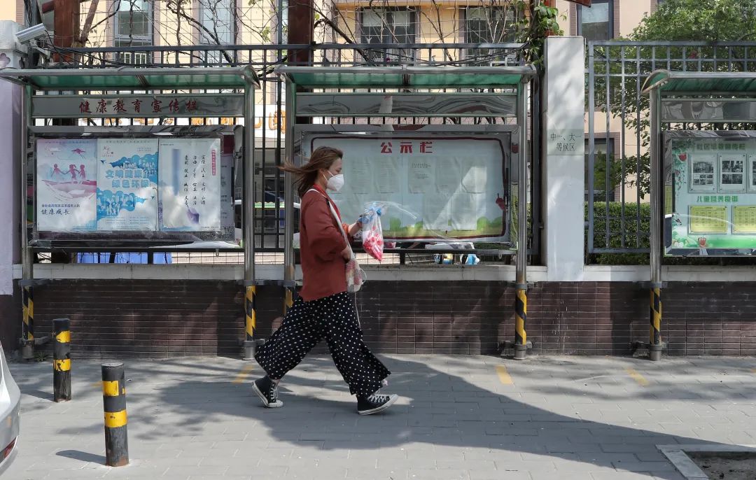 朝阳区酒仙桥街道2000余名志愿者揭"英雄帖"