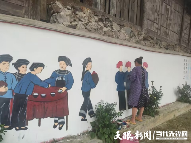 李小霞:从留住乡愁到绘就"和美乡村"的农民画家