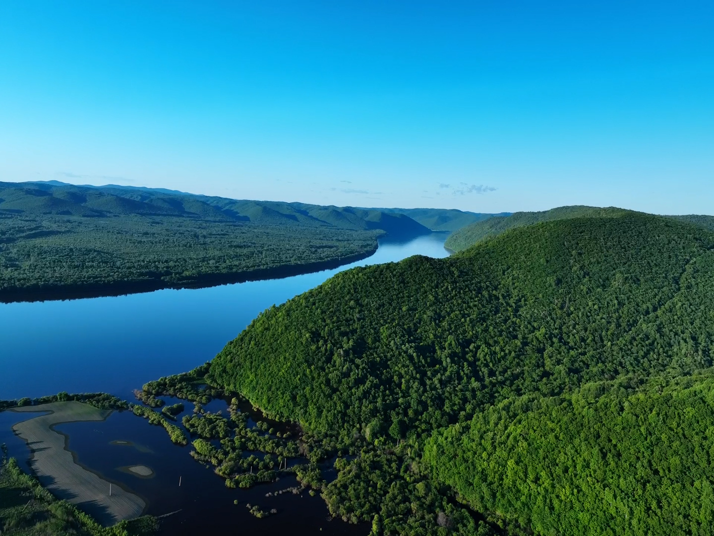 林都伊春:尽享生态美景 共护绿美家园