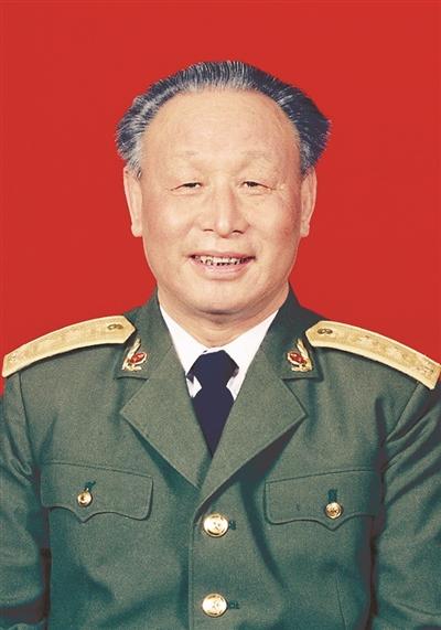 李连秀:武警中将警衔,原武警部队司令员,曾任38军军长