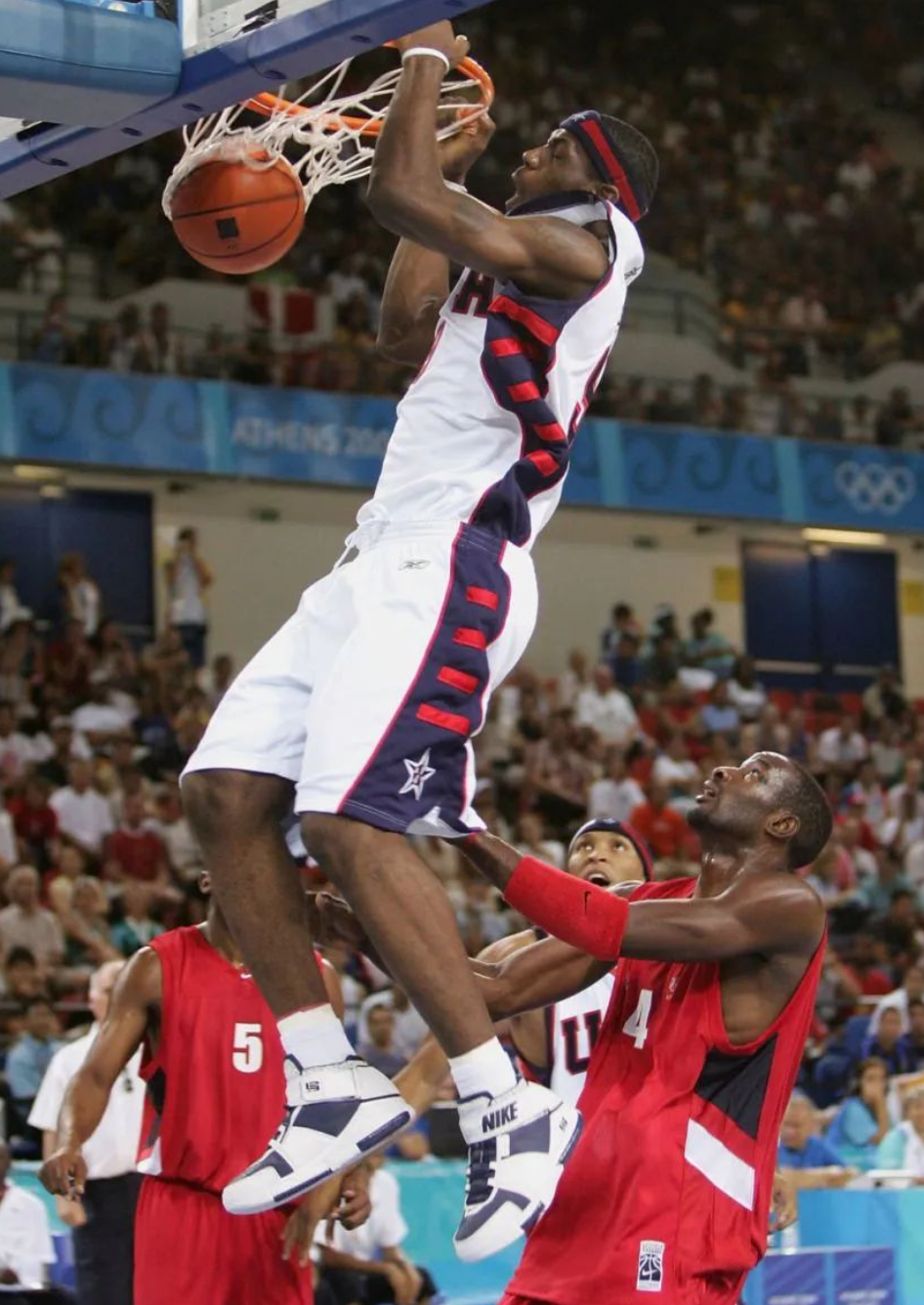 资讯丨nike詹姆斯2代时隔18年首次复刻,aj3白紫配色曝光!