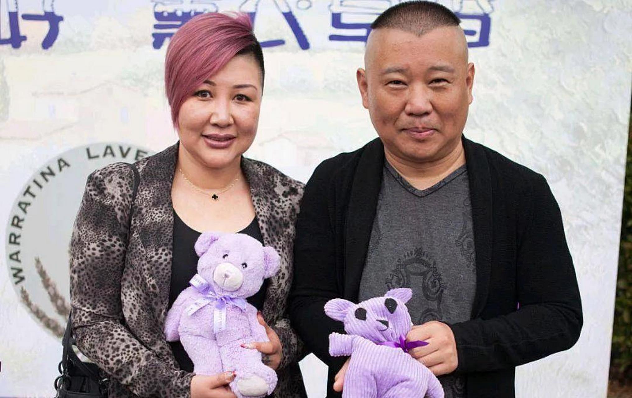 近日,德云社的龙字科招生,郭德纲坐镇现场亲自挑选,妻子王惠也罕见