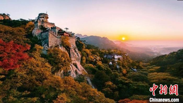 台媒看大陆:辽宁锦州医巫闾山——五大镇山之北镇