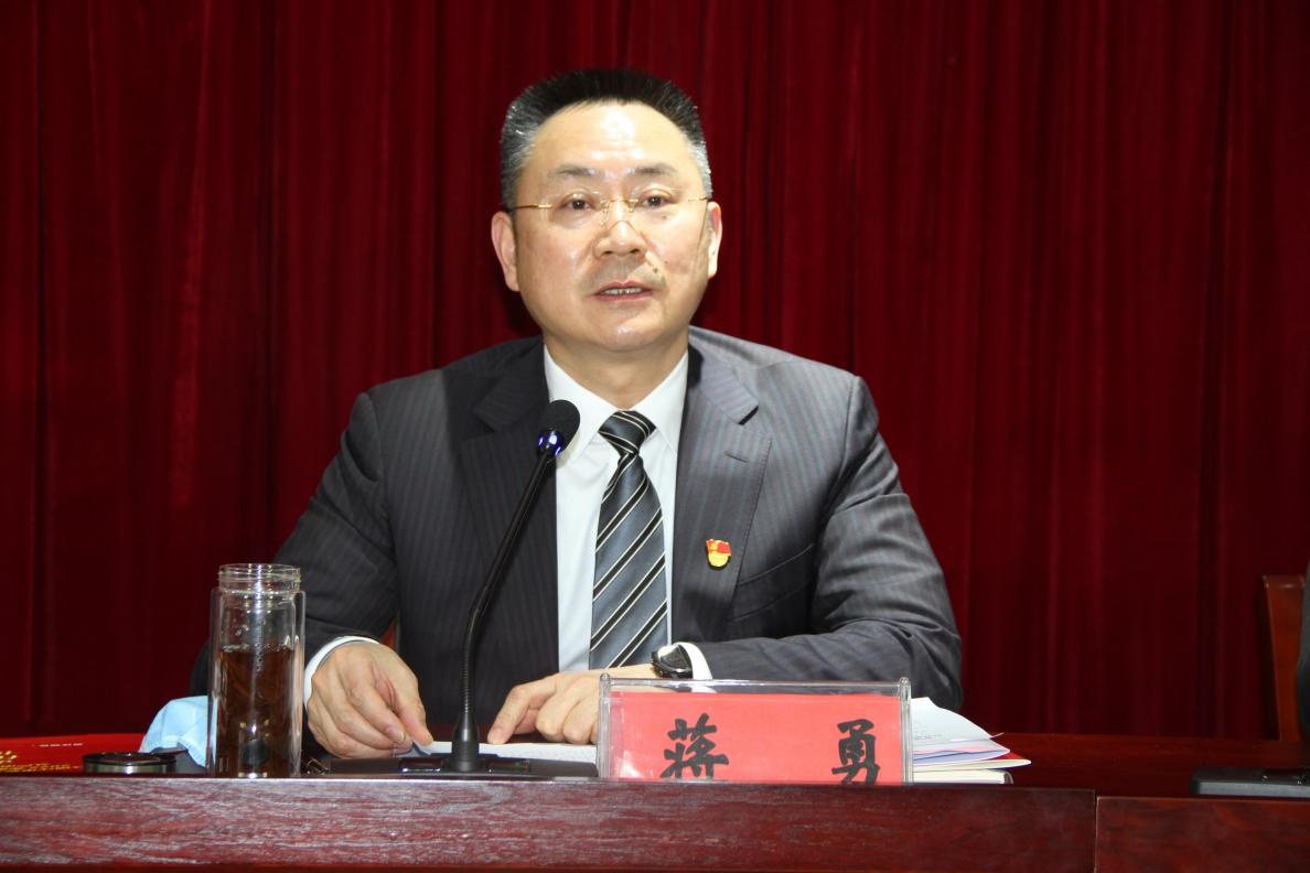 推进全面从严治党 提升机关作风效能 以"六个强担当",争得镇江"三农"